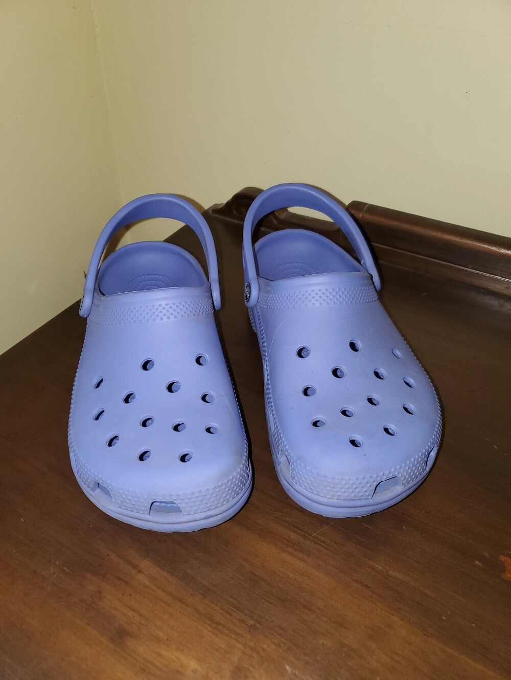CROCS Slip On Shoes Light Purple Sz 10